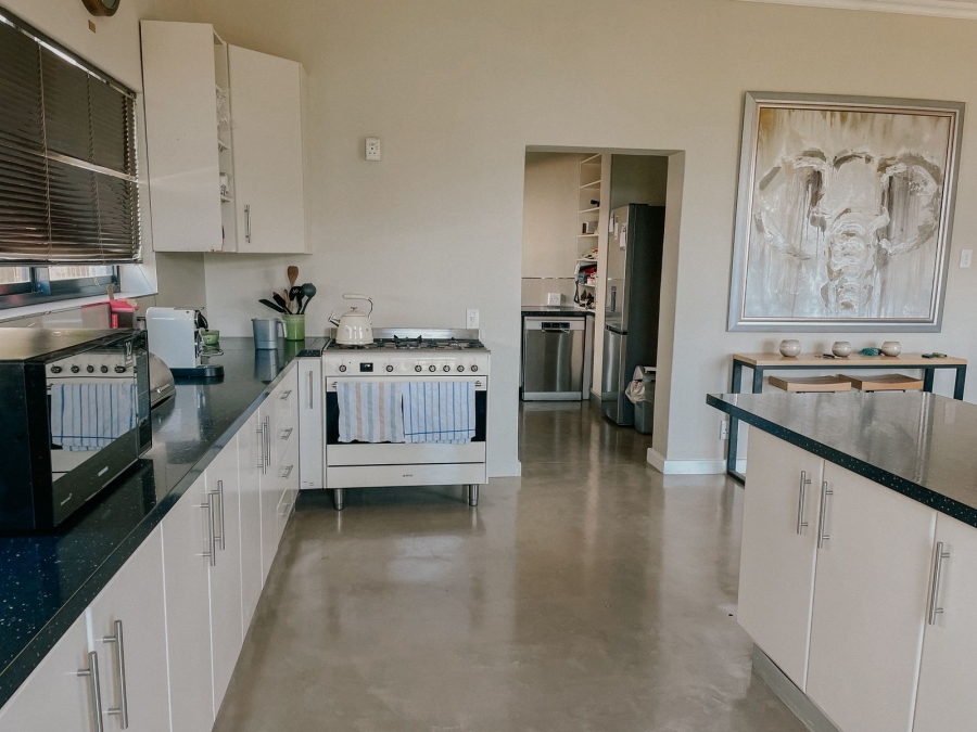 To Let 3 Bedroom Property for Rent in Oranjezicht Western Cape